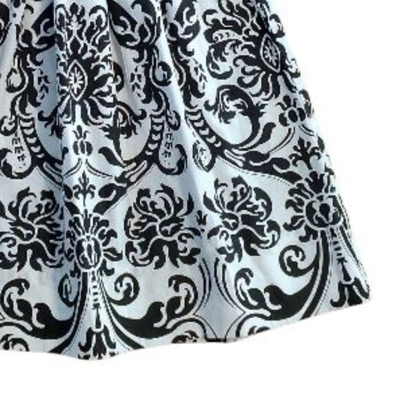 Le' Za Me Bishop Smocked Black and White Dress Size 2T - Picture 5 of 7